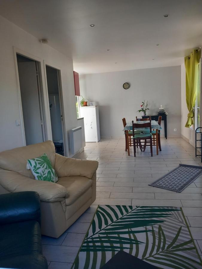 Petit Chalet En Bois Reynès Exteriör bild