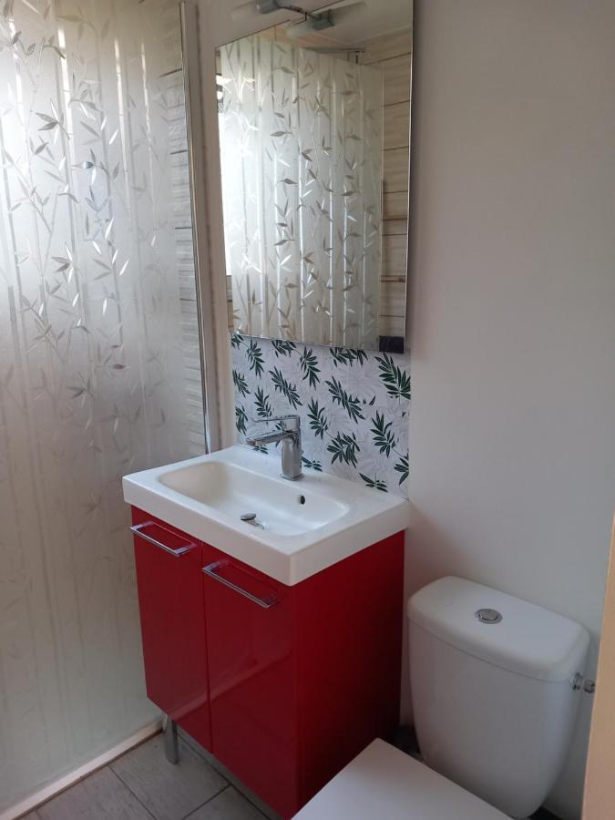 Petit Chalet En Bois Reynès Exteriör bild